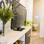 Veig Palace Apartman *