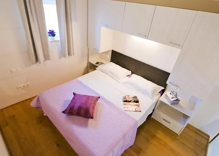 Veig Palace شقة *