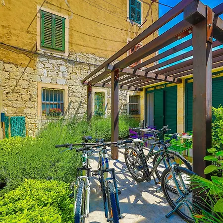 Veig Palace Apartman